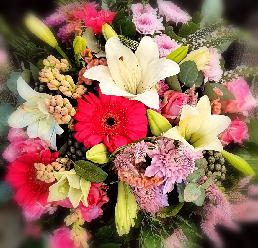 Pink/Lavender/Lilac Coloured Hostess Bunch