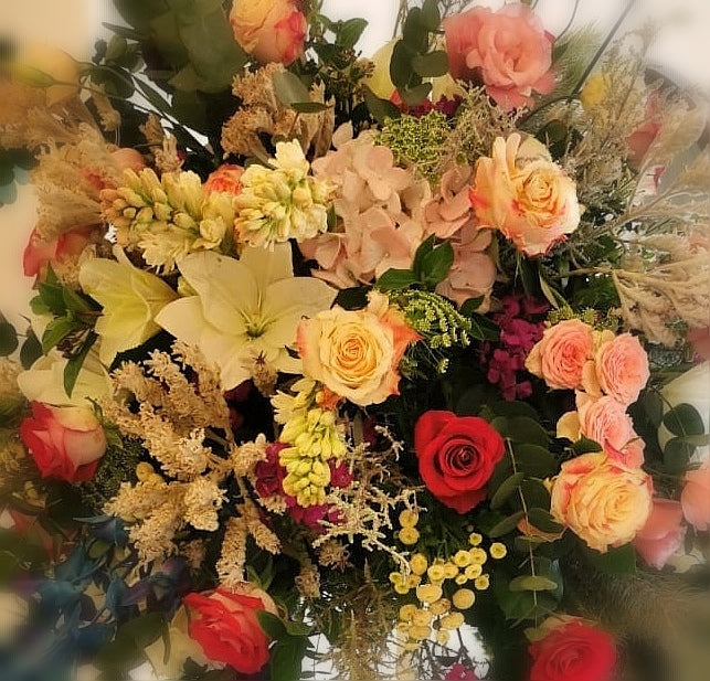 Peach/Apricot/Coral Coloured Hostess Bunch