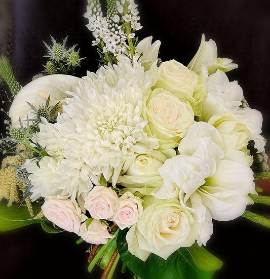 White/Cream Coloured Parisian Posy
