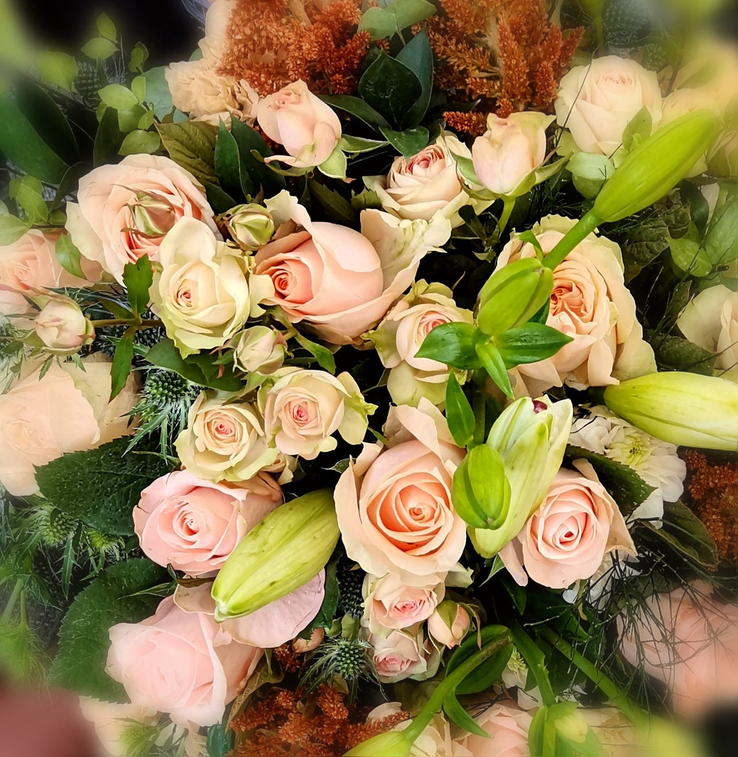 Peach/Apricot/Coral Coloured Rose Hostess Bunch