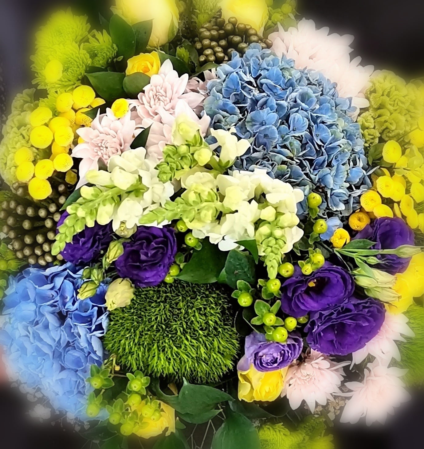 Summer Bunches Hostess Bunch (Seasonal)