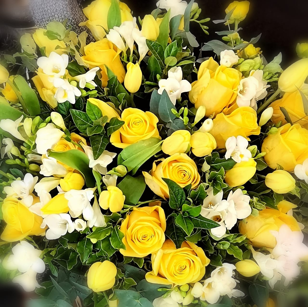Spring (Seasonal) Hostess Bunch