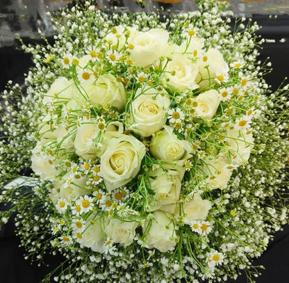 Classic White Rose Bunch