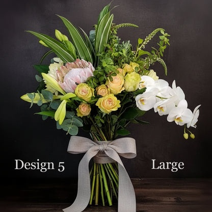 Flower Posy - Peach Apricot Coral Coloured Parisian Posies